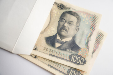 封筒に入った新紙幣2024千円札