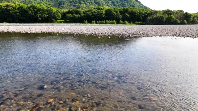 長良川　水平移動　2024年5月　／　Moving horizontally along the Nagara River
