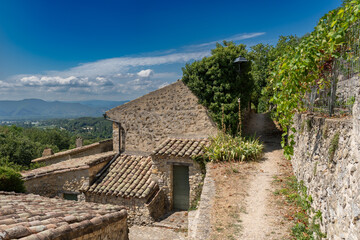 Village perch&eacute; de la Dr&ocirc;me, Mirmande