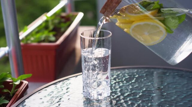 Preparation of homemade lemonade