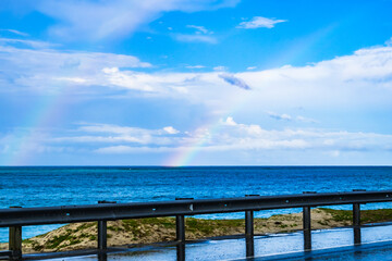 ダブルレインボー、海岸線、ハワイ、オアフ島