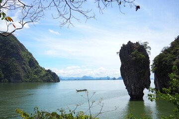bond island