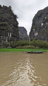 ninh bihn river