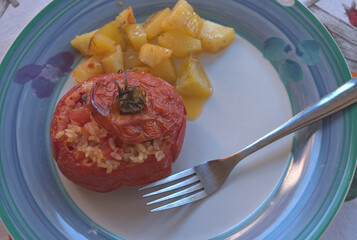 tomatoes stuffed with rice