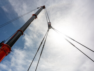 The Heavy crane are operating