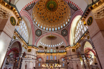 Obraz premium Interiors of Suleymaniye mosque in Istanbul, Turkey