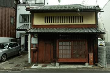 京町屋、京都の古い一軒屋、日本の和風建築、京都の木造建築