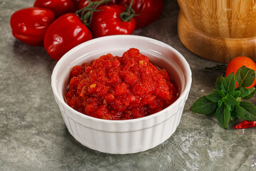 Fresh tomato puree pasta sauce