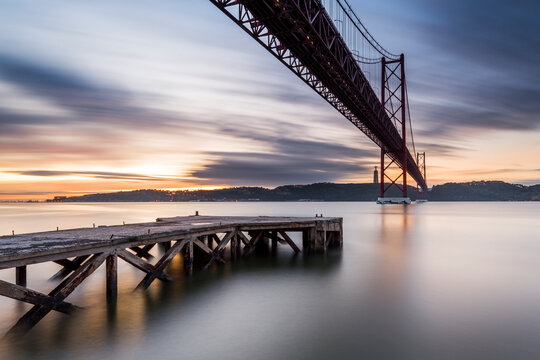 25 abril bridge lisbon portugal