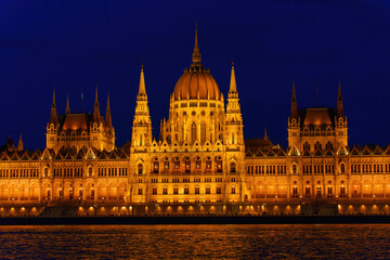 Fototapeta premium Hungarian Parliament Building Nighttime View with River