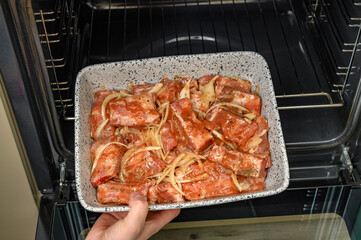 Żeberka wieprzowe w marynacie bbq wkładane do piekarnika