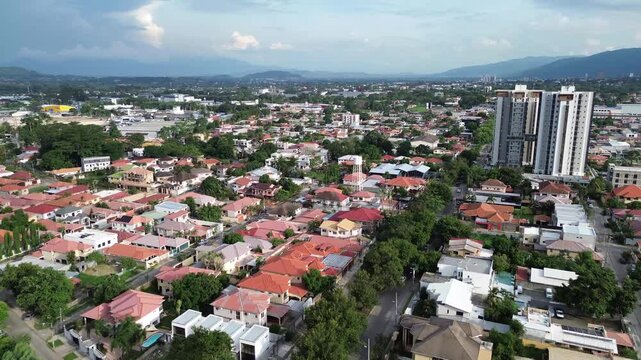 Toma a&eacute;rea de San Pedro Sula, Honduras