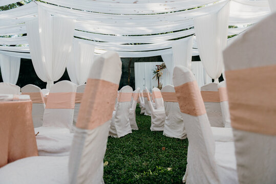 teble setup in wedding 