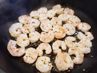 White Tiger Garnelen mit Kräutern und Gewürzen