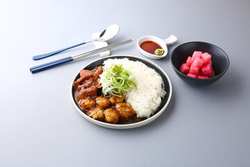 회색배경의 곱도리탕 Gopdoritang with gray background