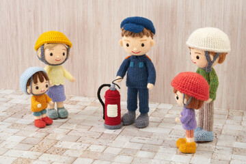 あみぐるみ人形　防災訓練