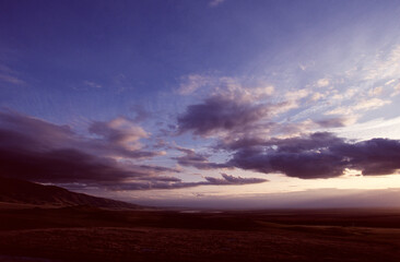Obraz premium sunset over the mountains