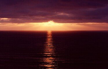Obraz premium sunset over the sea