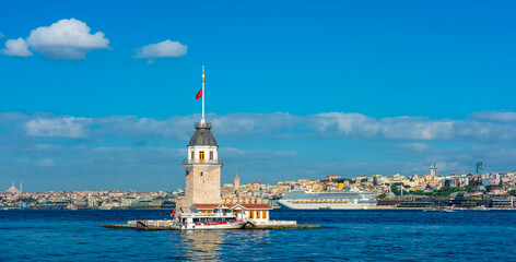 Fototapeta premium Maiden's Tower with beautiful sunrise sky in Istanbul, Turkey. (Turkish Name: KIZ KULESI). Colorful sunrise sky in Istanbul.