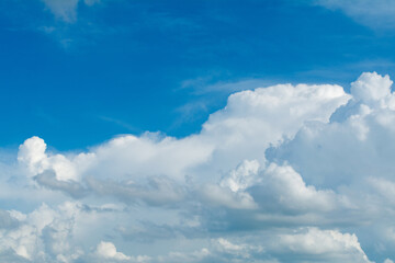 The sky and clouds, weather and translation change according to the wind currents, environmental conditions and freedom.