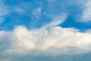 The sky and clouds, weather and translation change according to the wind currents, environmental conditions and freedom.