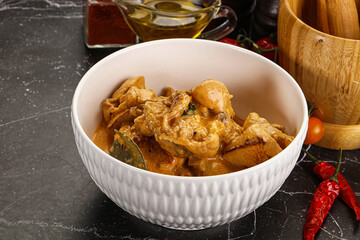 Thai Tom yum soup with chicken