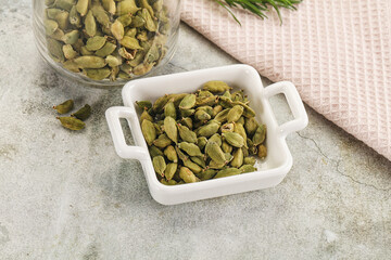 Dry Cardamom - aroma seasoning flavour