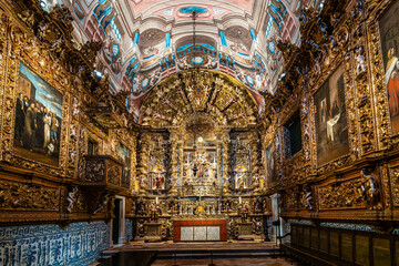 Obraz premium Beautiful interior of Church of St Anthony, Igreja de Santo Antonio in Lagos, Algarve, Portugal