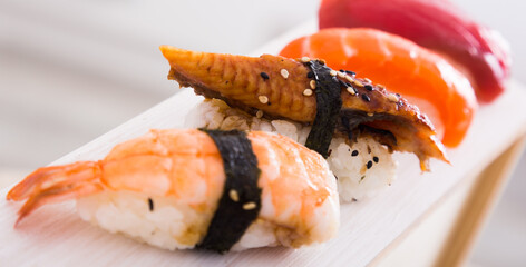 Series of four kinds Nigirisushi