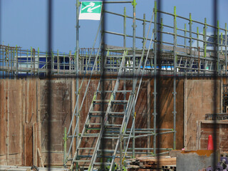 建設現場の足場