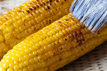 焼きとうもろこし