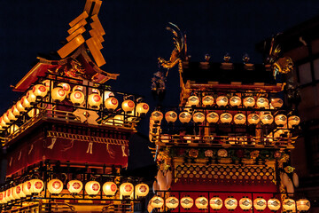 秋の高山祭り　宵祭り　飛騨高山
