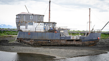 Fototapeta premium Old ship converted into a home near Homer Alaska