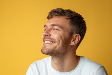Obraz premium A close up of a man's face with his eyes closed