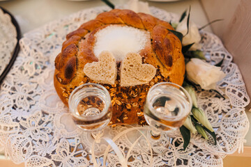 wedding ceremony, bread and salt, wedding vodka, wedding time, tradition,