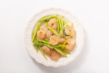 えびとアスパラガスの中華炒め