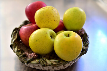 盛られたリンゴ