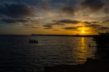 atardecer en el mar