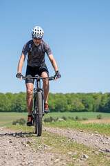 Man on a mountain bike. © Tomasz Warszewski