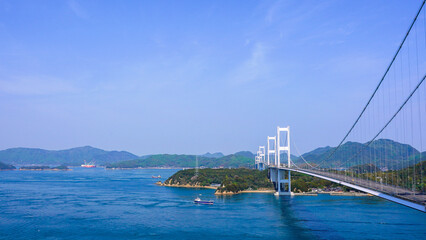 青空としまなみ海道と島々