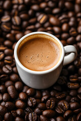 Obraz premium Delicious coffee beans and cup