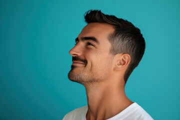 Obraz premium A close up of a man's face with his eyes closed