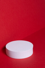 stand 3d geometric shape