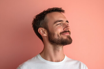 Obraz premium A close up of a man's face with his eyes closed