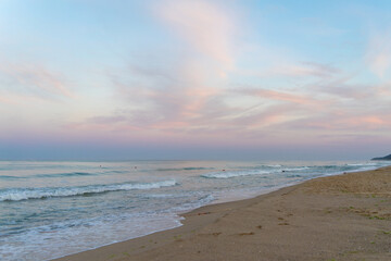 Horizontal lines of the coast with no people around