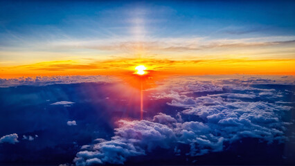 Fototapeta premium Golden Sunset Over Tranquil Natural Landscape