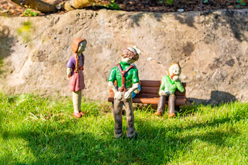 Obraz premium group of people walking in the woods