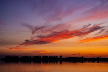 Fototapeta premium sunset over the lake