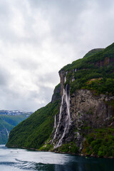 Die sieben Schwestern im Geirangerfjord 1
