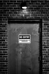 No entry sign